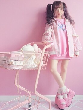 スタジャン ピンク系 を使った人気ファッションコーディネート Wear
