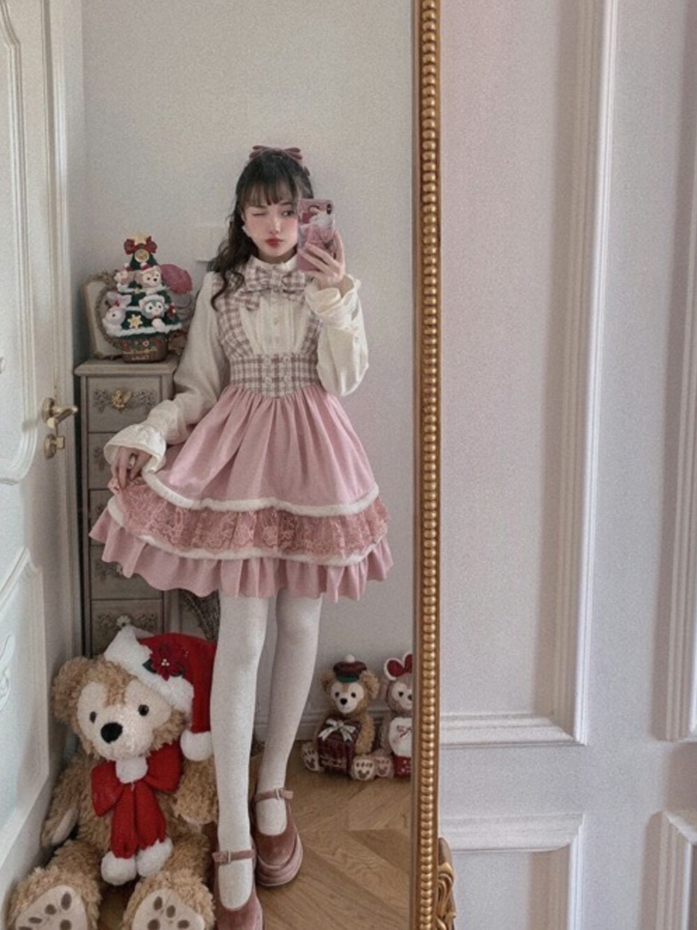 「チェック柄、チェックワンピース、ワンピーススタイル、ロリータ、Bobon21、ボボンニジュウイチ」｜「Bobon21のチェック柄レイヤード風ワンピース-全２色-（ワンピース、ピンク系）」を使った、Bobon21さん（レディース・155cm）の春コーディネートの1枚目の写真