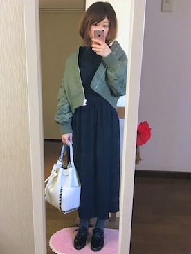 「レースアップシューズ」｜「アイテム（MA-1）」を使った、emii☺︎さん（レディース・157cm）の春コーディネート