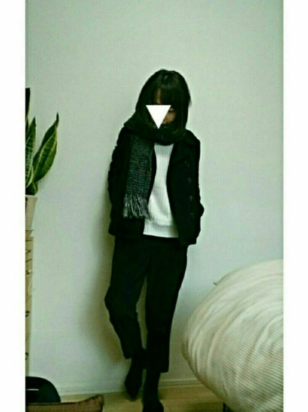 「ノーブランド、マフラー、ニット、キレイめ」｜「no brandのアイテム（マフラー、ブラック系）」を使った、ゆんさん（レディース・160cm）の冬コーディネートの1枚目の写真