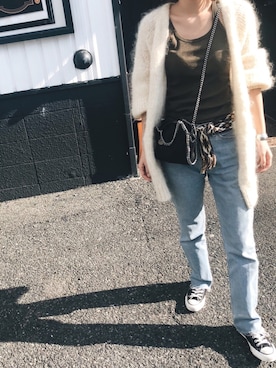 「H&M（エイチ・アンド・エム）のアイテム（カーディガン/ボレロ、ホワイト系）」を使った、Nagisaさん（レディース・165cm）の秋コーディネート