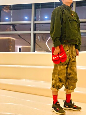 「NIKE（ナイキ）のアイテム（シューズ、レッド系）」を使った、Kyrie文_さん（メンズ）の春コーディネート