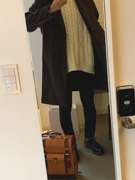 「SITRY（シトリー）のアイテム（チェスターコート）」を使った、ふじまさん（メンズ・174cm）の冬コーディネート