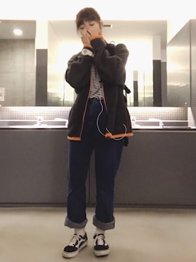 「黒リュック」｜「アイテム（アナログ腕時計）」を使った、pupp  yさん（レディース・159cm）の秋コーディネート