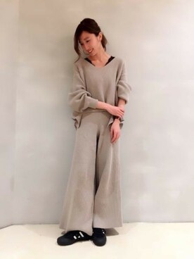 「ジーナシス」｜「アイテム（サロペット/オーバーオール）」を使った、JEANASIS浜松メイワン店STAFFさん（レディース・160cm）の冬コーディネート