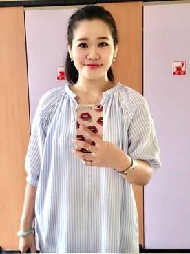 「アイテム（ドレス、シルバー系）」を使った、Kaitlyn Liuさん（レディース・163cm）の夏コーディネート