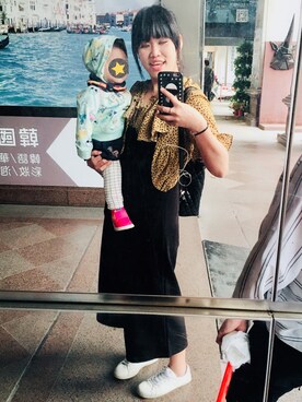 「UNKNOWN.（アンノウン）のアイテム（バッグ）」を使った、Kaitlyn Liuさん（レディース・163cm）の春コーディネート