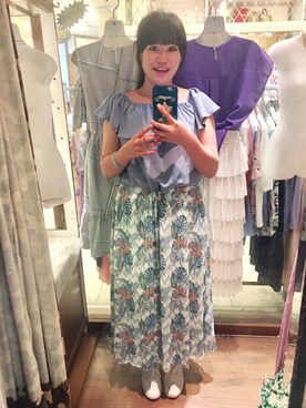 「Jingmei Storeのアイテム（ワンピース、ブルー系）」を使った、Kaitlyn Liuさん（レディース・163cm）の夏コーディネート