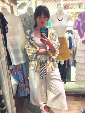 「UNKNOWN.（アンノウン）のアイテム（シューズ）」を使った、Kaitlyn Liuさん（レディース・163cm）の夏コーディネート