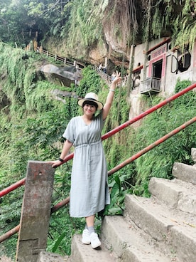 「Harmonyのアイテム（ワンピース、その他）」を使った、Kaitlyn Liuさん（レディース・163cm）の秋コーディネート