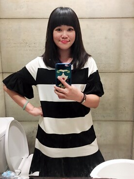 「Jingmei Storeのアイテム（ワンピース、ホワイト系）」を使った、Kaitlyn Liuさん（レディース・163cm）の秋コーディネート