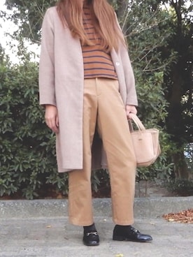 「GU（ジーユー）のアイテム（チノパンツ、ベージュ系）」を使った、sakiさん（レディース・167cm）の秋コーディネート
