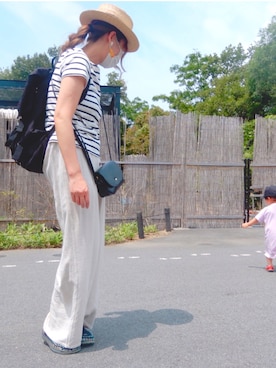 「shopnikoniko（ショップニコニコ）のレザー調ミニショルダーバッグ（ショルダーバッグ、ブラック系）」を使った、sakiさん（レディース・167cm）の夏コーディネート