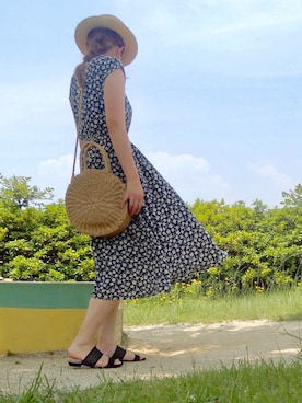 「Crisp（クリスプ）のフレンチフラワーワンピース（ワンピース、ブラック系）」を使った、sakiさん（レディース・167cm）の夏コーディネート