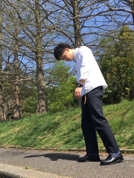 「AURALEE」｜ジョーさん（メンズ・177cm）の春コーディネート