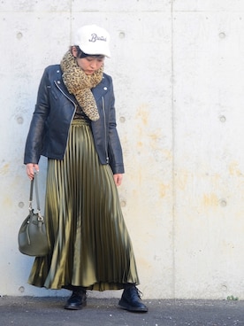 「アイテム（ライダースジャケット）」を使った、harunaさん（レディース・156cm）の冬コーディネート