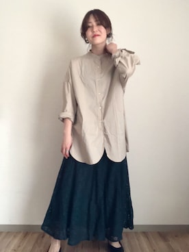 「ベージュシャツ」｜「アイテム（スカート）」を使った、koz▲さん（レディース・160cm）の春コーディネート