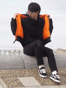 「カラーサングラス」｜「アイテム（MA-1）」を使った、RYOniiさん（メンズ・181cm）の冬コーディネート