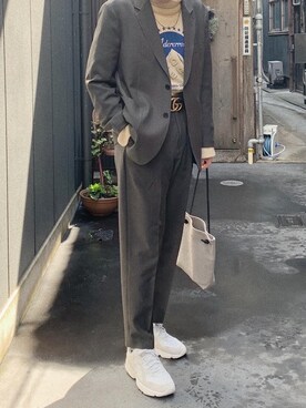 「白ニット」｜「アイテム（その他アウター）」を使った、RYOniiさん（メンズ・180cm）の春コーディネート