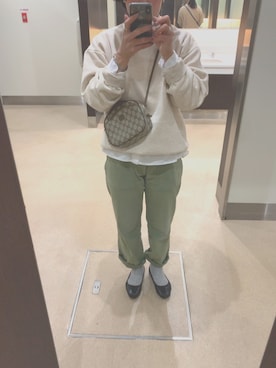 「INDIVIDUALIZED SHIRTS（インディビジュアライズドシャツ）のバンドカラースモックシャツ WHT  WOMEN（シャツ/ブラウス、ホワイト系）」を使った、fuuさん（レディース・155cm）の春コーディネート