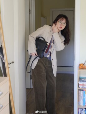 南徐NanHsuさんのコーディネート