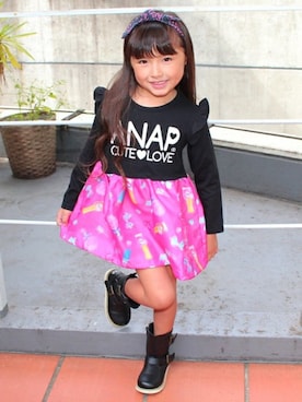 「コスメ」｜「アイテム（ワンピース/ドレス）」を使った、ANAP KIDS Officialさん（キッズ・110cm）の秋コーディネート
