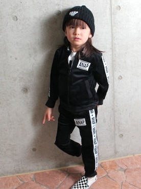 「アイテム（ブルゾン）」を使った、ANAP KIDS Officialさん（キッズ・110cm）の冬コーディネート
