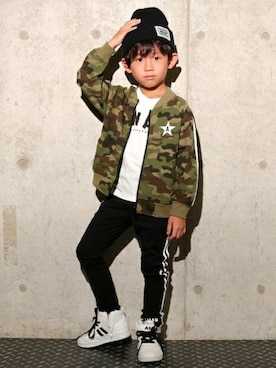 「アイテム（レギンス/スパッツ）」を使った、ANAP KIDS Officialさん（キッズ・110cm）の秋コーディネート