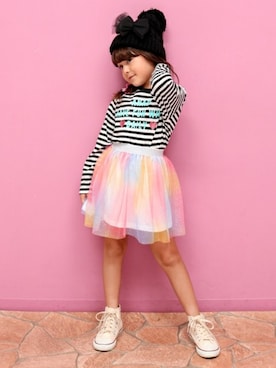 「アイテム（スカート）」を使った、ANAP KIDS Officialさん（キッズ・110cm）の秋コーディネート