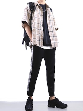 「ハイテクスニーカー」｜ぼーんさん（メンズ・178cm・20代）の夏コーディネート