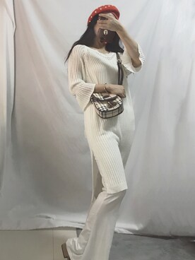 「NOのアイテム（バッグ）」を使った、Isabella さん（レディース・161cm）の秋コーディネート