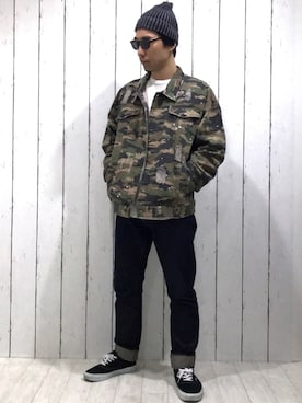 「DENHAM（デンハム）のアイテム」を使った、MAGARIさん（メンズ・170cm）の冬コーディネート