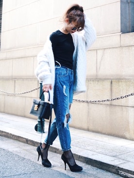 「DRIES VAN NOTEN（ドリスヴァンノッテン）のアイテム（シューズ）」を使った、Akaneさん（レディース・163cm）の春コーディネート