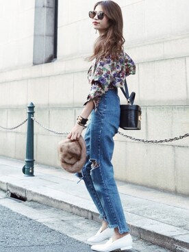 「Jeffrey Campbell（ジェフリーキャンベル）のアイテム（シューズ）」を使った、Akaneさん（レディース・163cm）の秋コーディネート