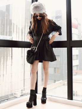 「MARC JACOBS（マークジェイコブス）のアイテム（サンダル）」を使った、Akaneさん（レディース・163cm）の秋コーディネート