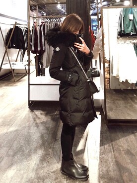 Moncler モンクレール のジャケット アウターを使ったレディース人気ファッションコーディネート ユーザー Wearista Wear