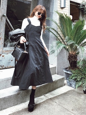「MARC JACOBS（マークジェイコブス）のアイテム（サンダル）」を使った、Akaneさん（レディース・163cm）の冬コーディネート