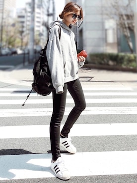 「rag & bone（ラグアンドボーン）のアイテム（パンツ）」を使った、Akaneさん（レディース・163cm）の春コーディネート