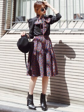 「Yves Saint Laurent（イヴサンローラン）のアイテム（スカート）」を使った、Akaneさん（レディース・163cm）の春コーディネート