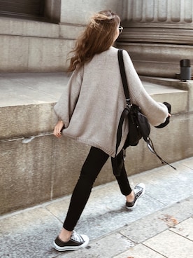 「Acne Studios（アクネストゥディオズ）のACNE STUDIOS SKIN 5 BLACK（デニムパンツ）」を使った、Akaneさん（レディース・163cm）の秋コーディネート