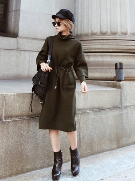 「MARC JACOBS（マークジェイコブス）のアイテム（ブーツ）」を使った、Akaneさん（レディース・163cm）の秋コーディネート