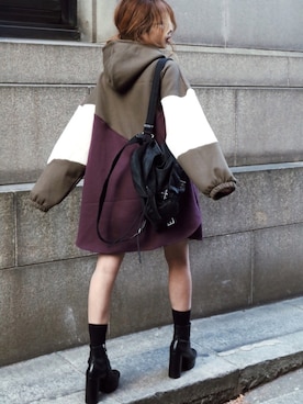「MARC JACOBS（マークジェイコブス）のアイテム（ブーツ）」を使った、Akaneさん（レディース・163cm）の冬コーディネート