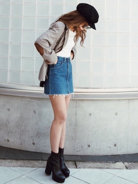 「MARC JACOBS（マークジェイコブス）のアイテム（ブーツ）」を使った、Akaneさん（レディース・163cm）の春コーディネート
