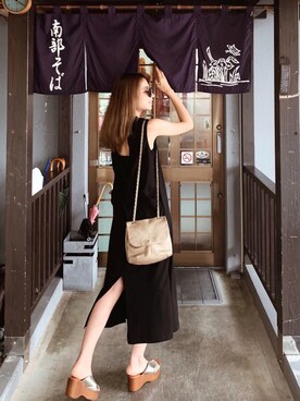 「ROSE BUD（ローズバッド）の(TENDENZA)Vカットプラットフォームサンダル（サンダル）」を使った、Akaneさん（レディース・163cm）の夏コーディネート