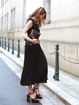 「MARC JACOBS（マークジェイコブス）のアイテム（シューズ）」を使った、Akaneさん（レディース・163cm）の夏コーディネート