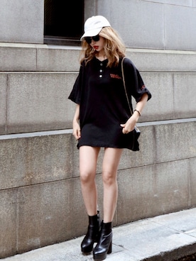「MARC JACOBS（マークジェイコブス）のアイテム（ブーツ）」を使った、Akaneさん（レディース・163cm）の夏コーディネート