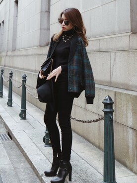 「Acne Studios（アクネストゥディオズ）のACNE STUDIOS SKIN 5 BLACK（デニムパンツ）」を使った、Akaneさん（レディース・163cm）の冬コーディネート