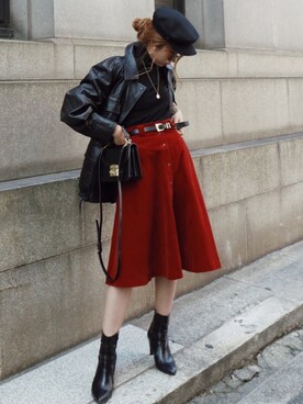 「Yves Saint Laurent（イヴサンローラン）のアイテム（スカート）」を使った、Akaneさん（レディース・163cm）の冬コーディネート