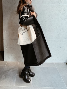 「MARC JACOBS（マークジェイコブス）のアイテム（ブーツ）」を使った、Akaneさん（レディース・163cm）の冬コーディネート