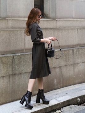 「MARC JACOBS（マークジェイコブス）のアイテム（ブーツ）」を使った、Akaneさん（レディース・163cm）の秋コーディネート